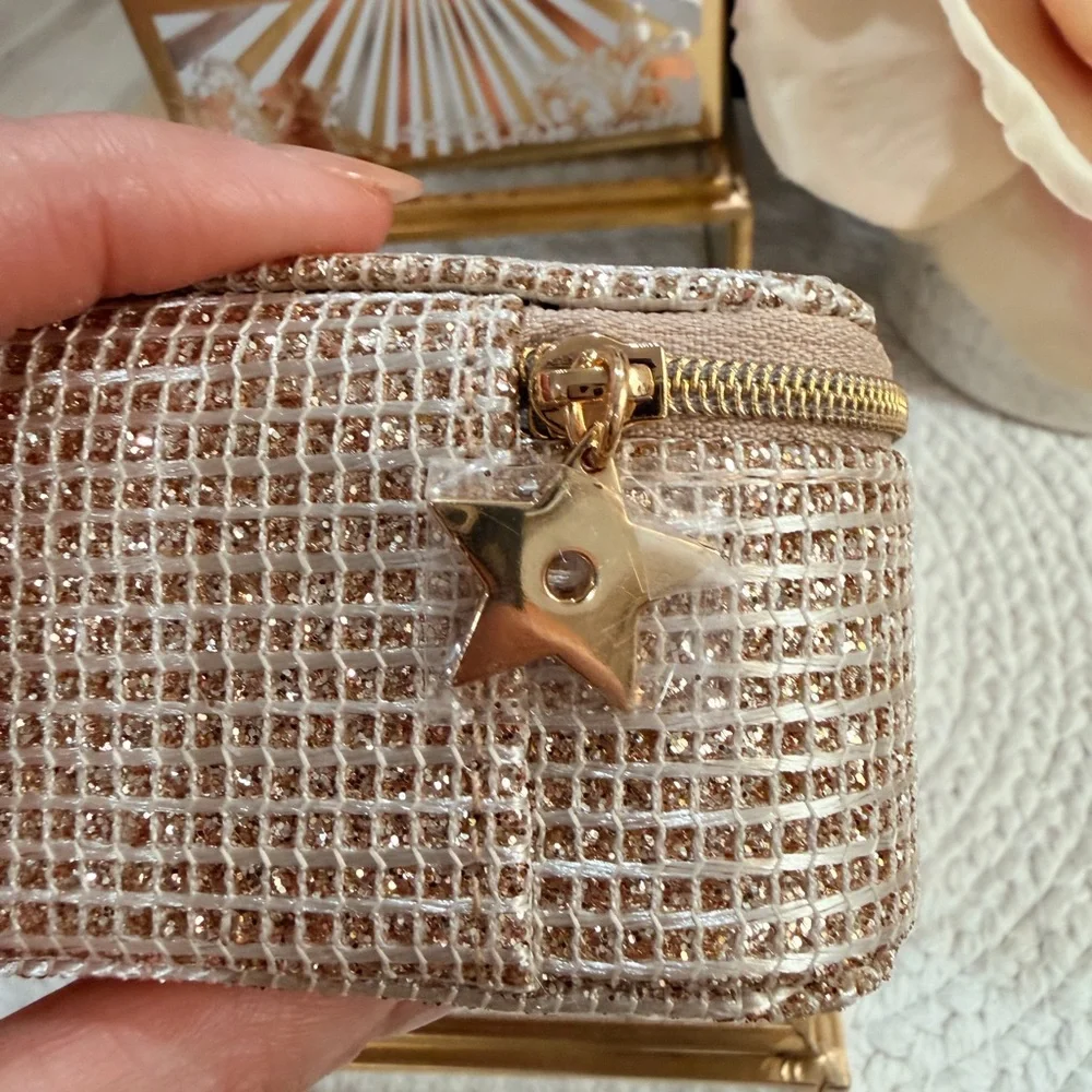 Christian Dior 2025 Holiday Limited Edition Zip- around Jewelry Case - NIB! - Picture 9 of 9
